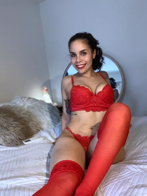 @chloeeclark.cc find me baby