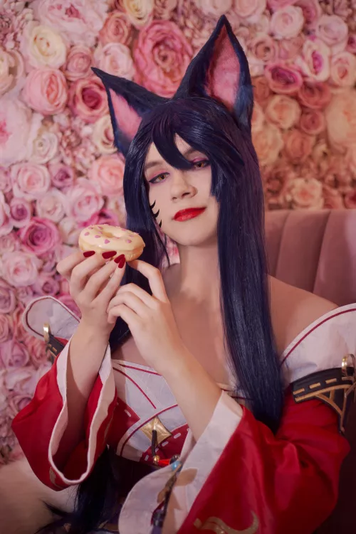 Classic Ahri from League of Legends (I hope u like it)