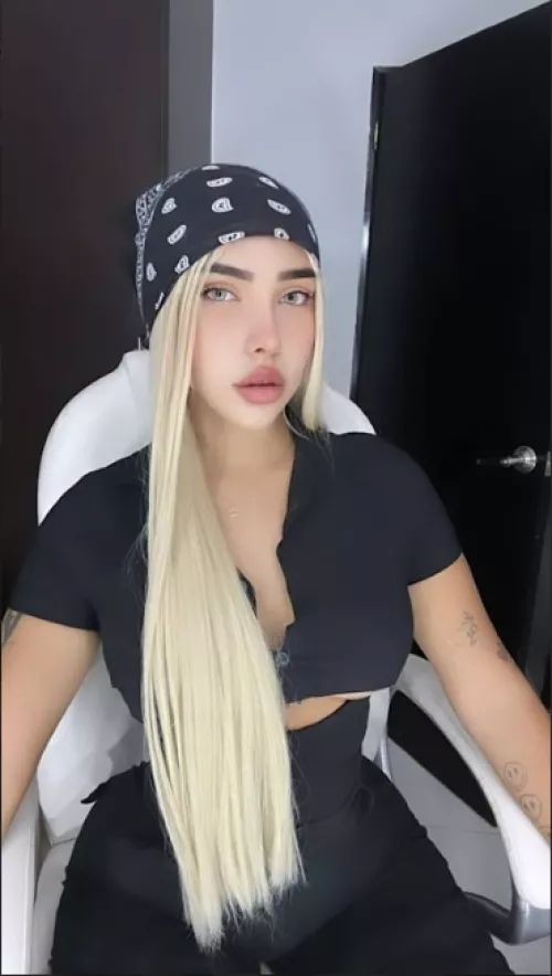 comfy at home how do i look?