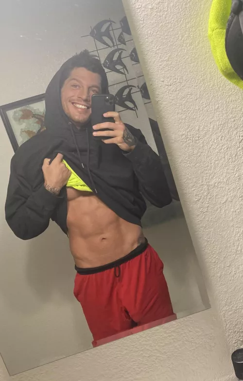 Cus sometimes i wear clothes 🙃