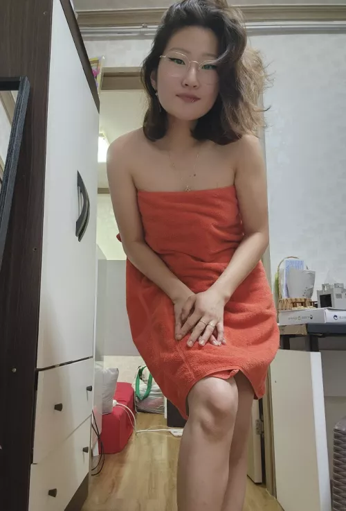 do you like smiling korean girls?