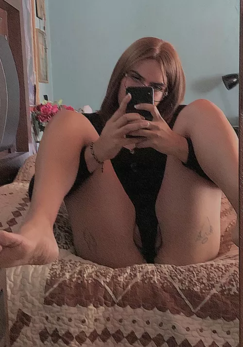 Do you want what's in between my legs?🙈🍆