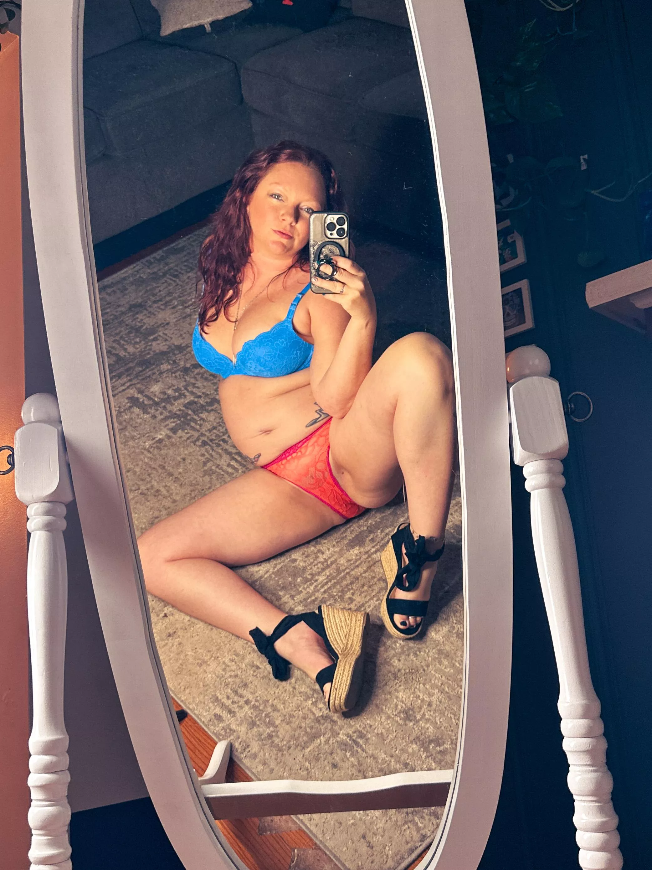 feeling sexy in the mirror