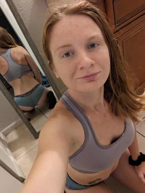 Fiery Hair, Fair and Square🟥 [F27]