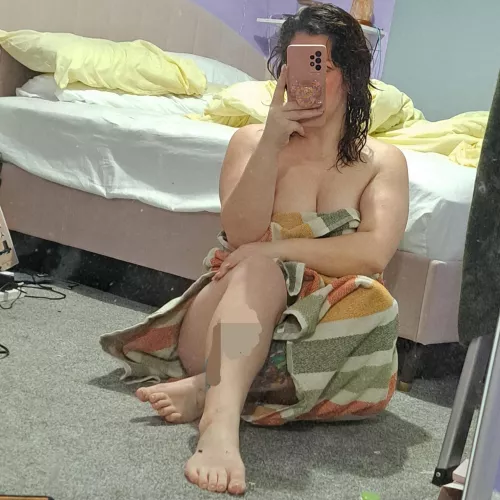 Fresh out the shower 😜 Good Morning