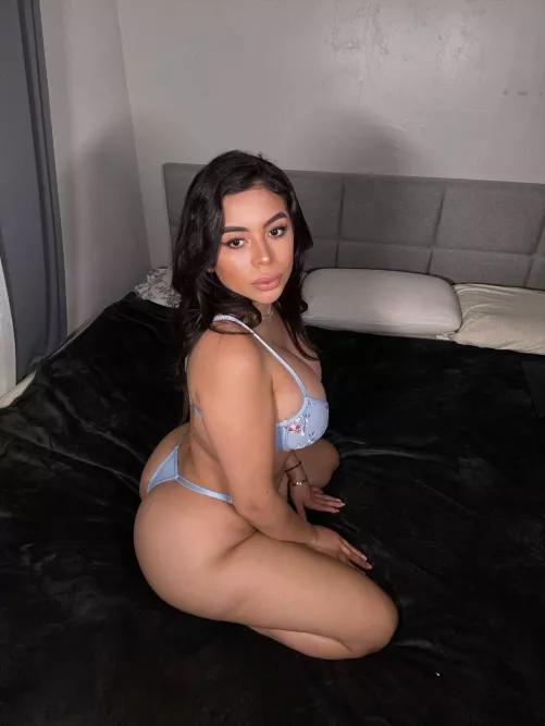 Have you ever met a 5'1 Mexicana with a bigger ass than mine??