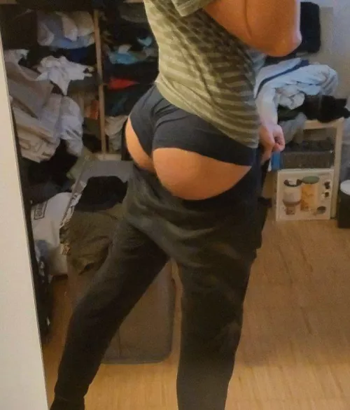 Having bubble ass is such a privilege