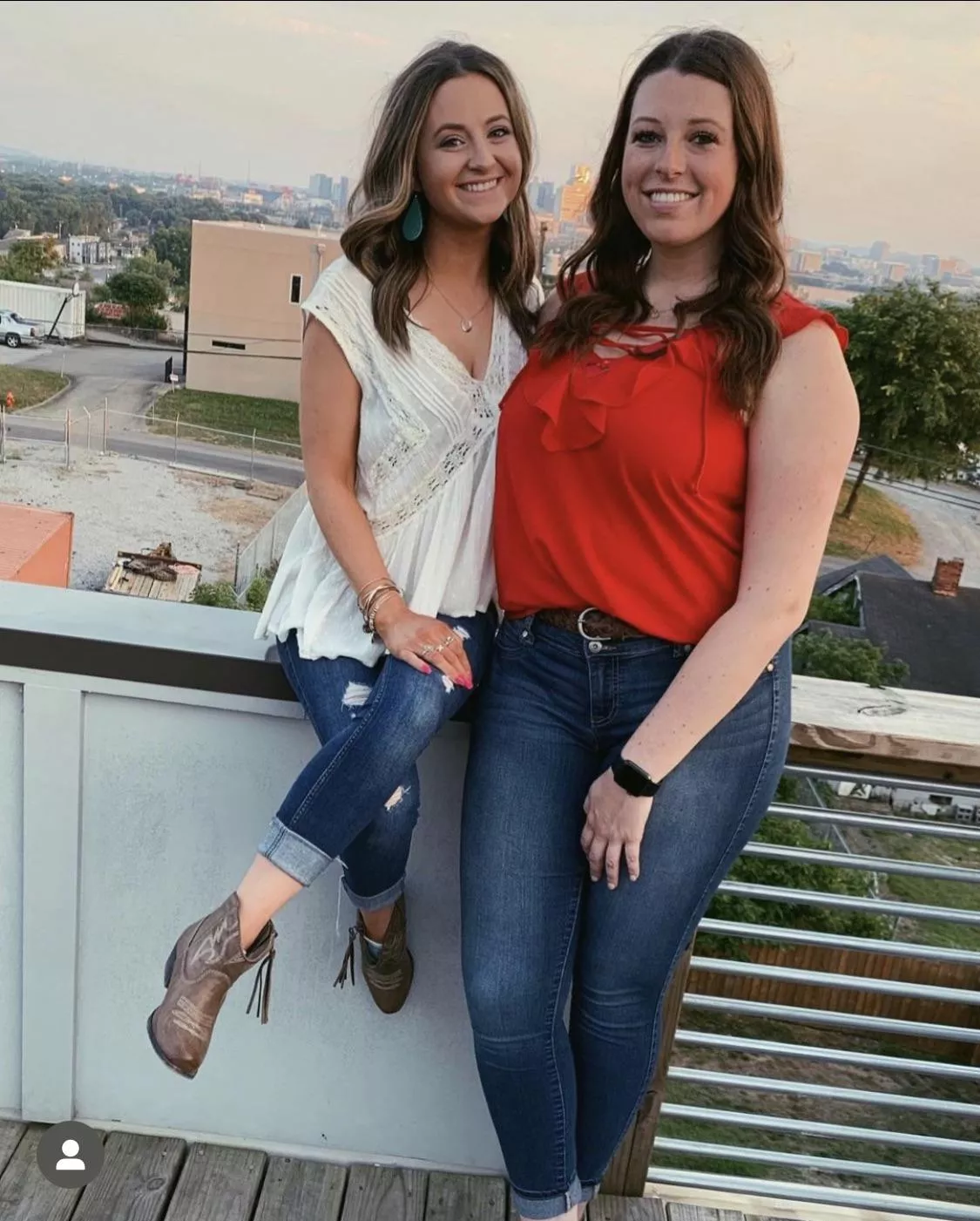 Height isn’t the only thing that’s bigger.. [2]