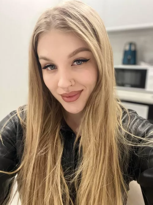 i hope you will louth my leather dress