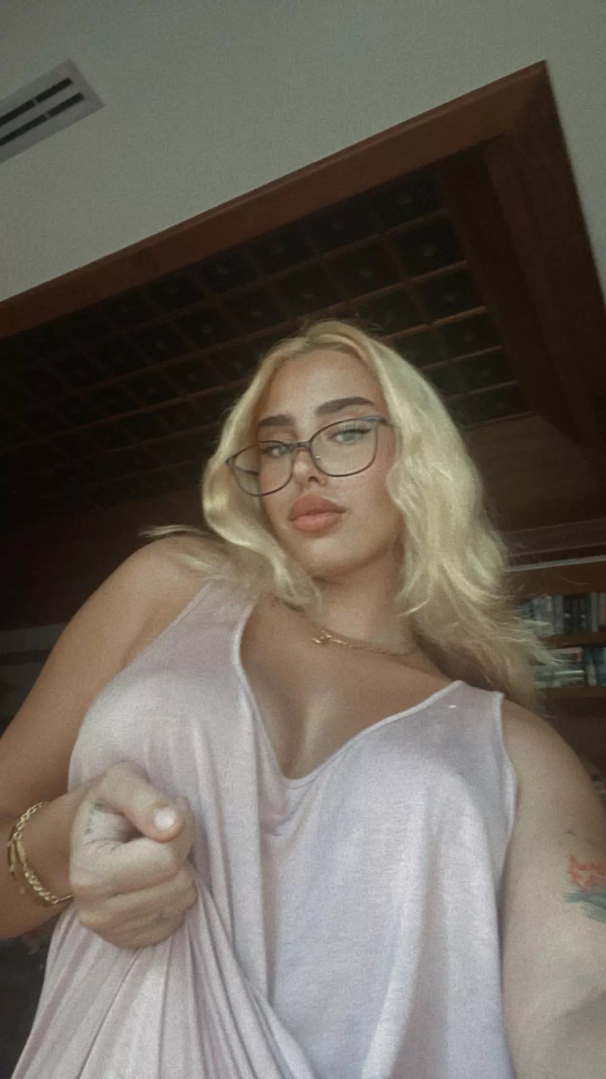 I looks gorgeous in my glass