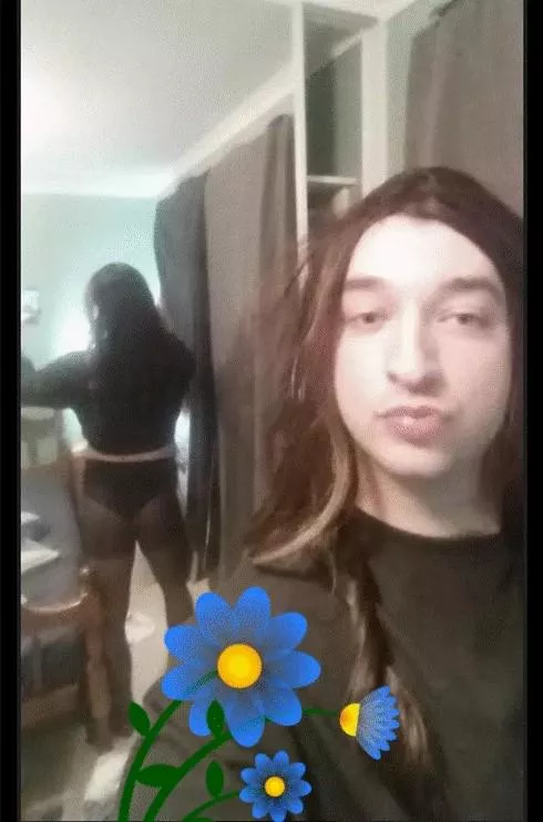 My new years resolution is to be myself.. no more pretending! Also, I turned 29 today! 💕