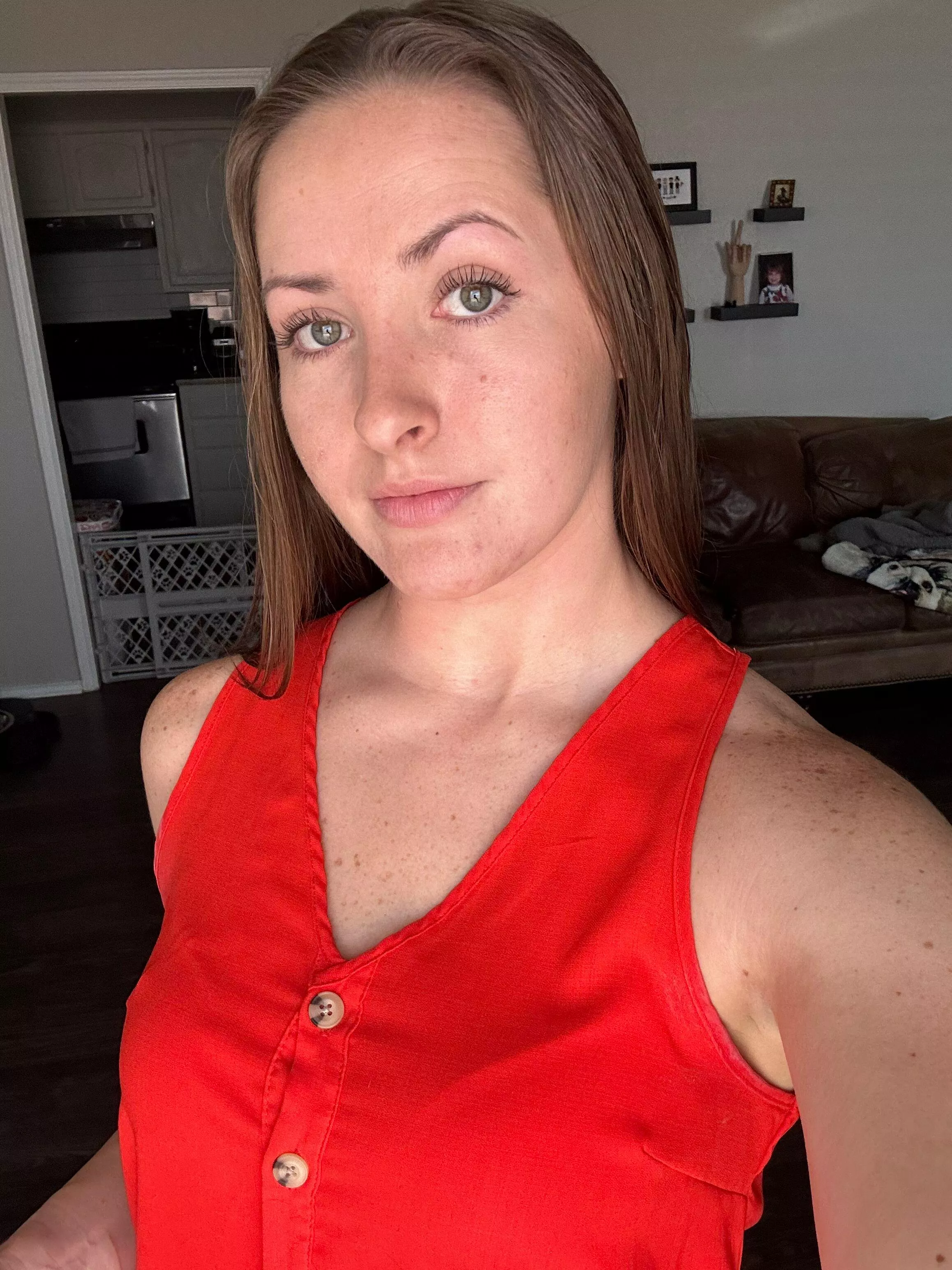 natural lighting always helps enhance the freckles :)