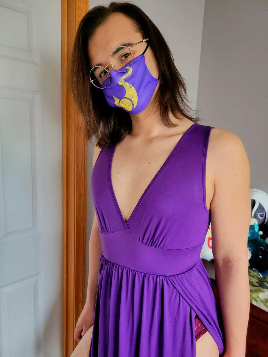 Tried on my dress to match my mask uwu