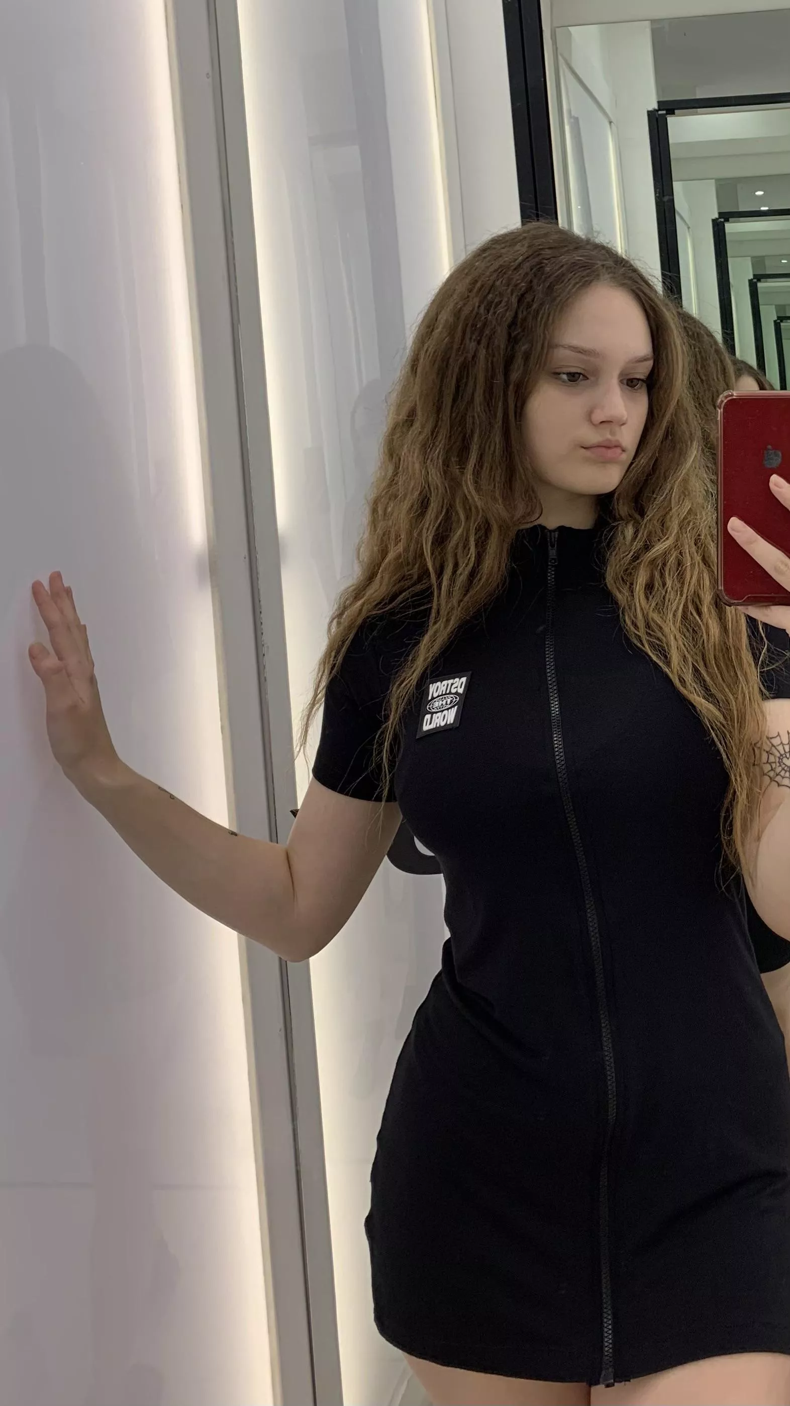 What do you like about this dress?