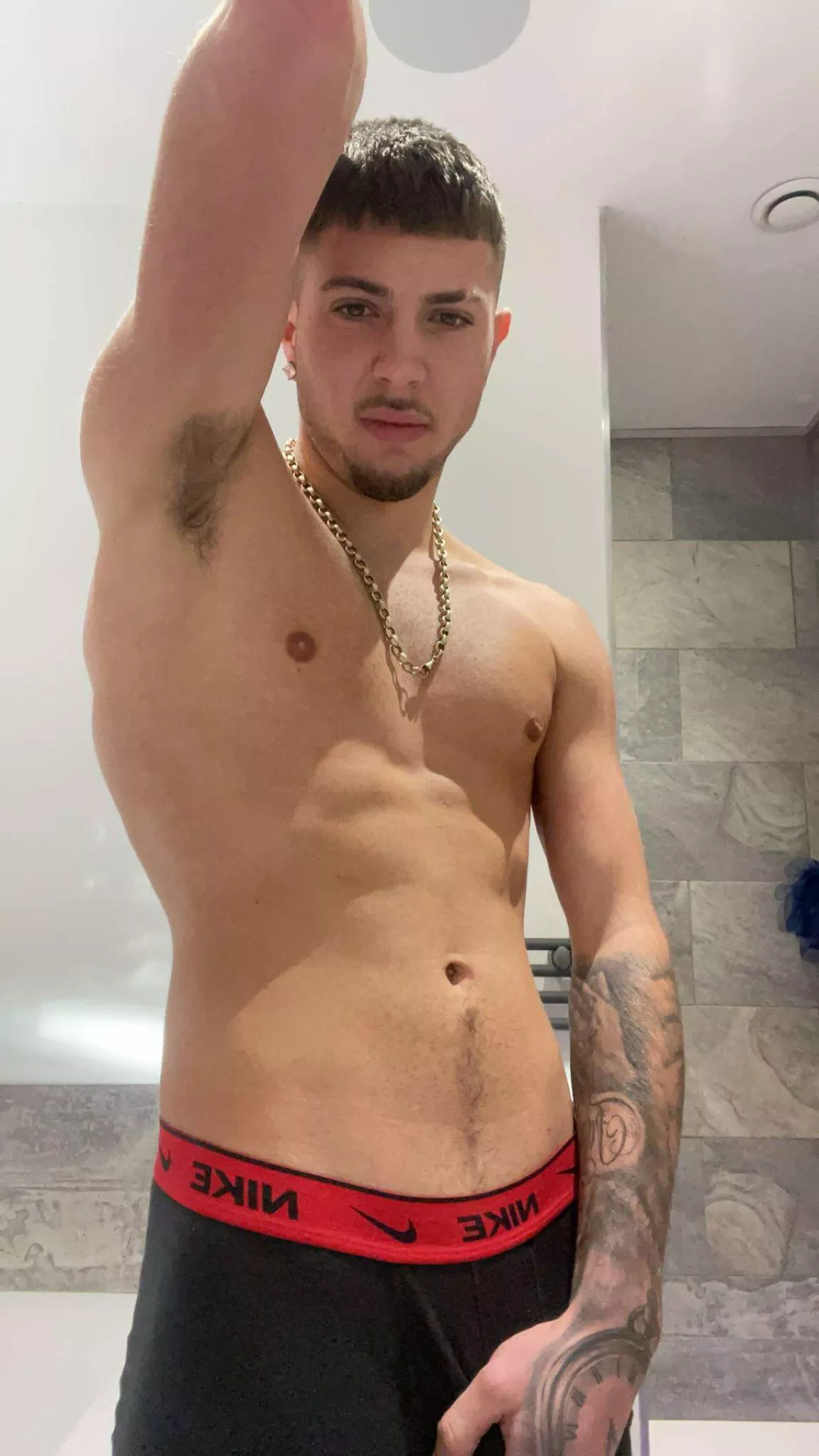 Who is ready to see more of my pits!?