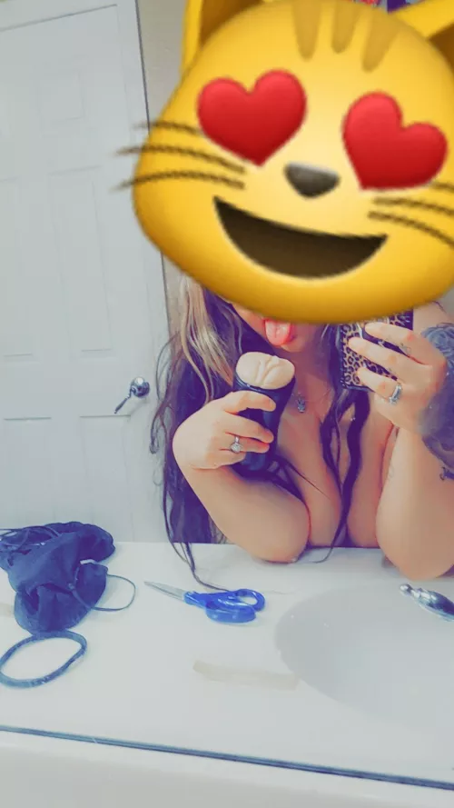 Who wants to see the rest 😉😻💋