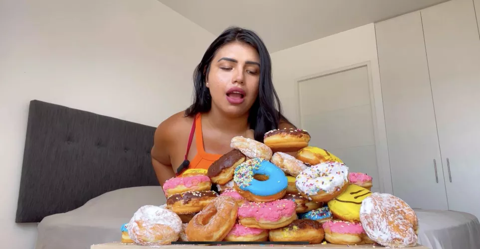 Would you enjoy going out to eat with me?