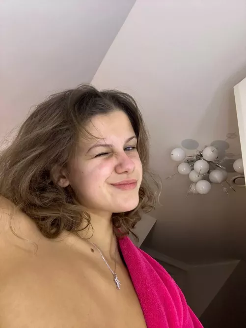 Would you jerk off to me if I where in your class ?