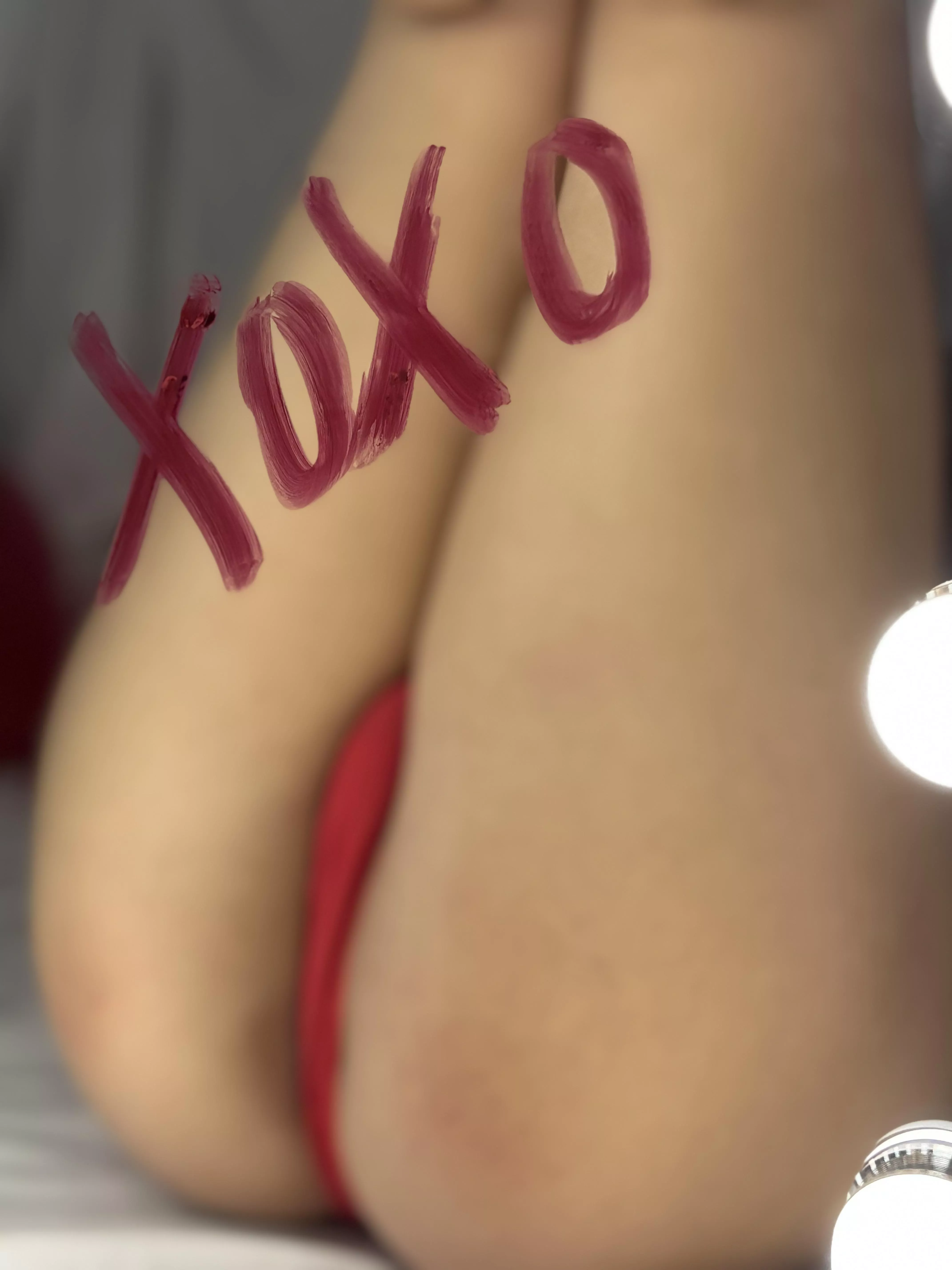 xoxo (f)