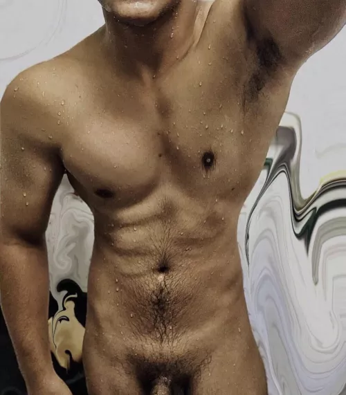 22 top looking for a bottom for some online fun text me