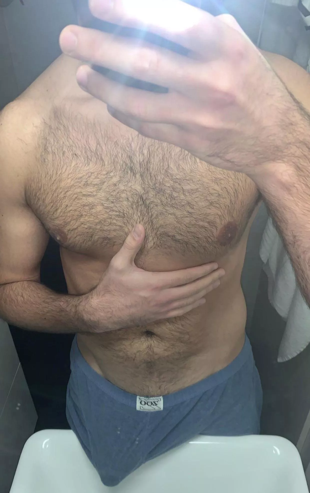 32 top looking for twink bottoms for snap! ;) +18 Tyler_d921