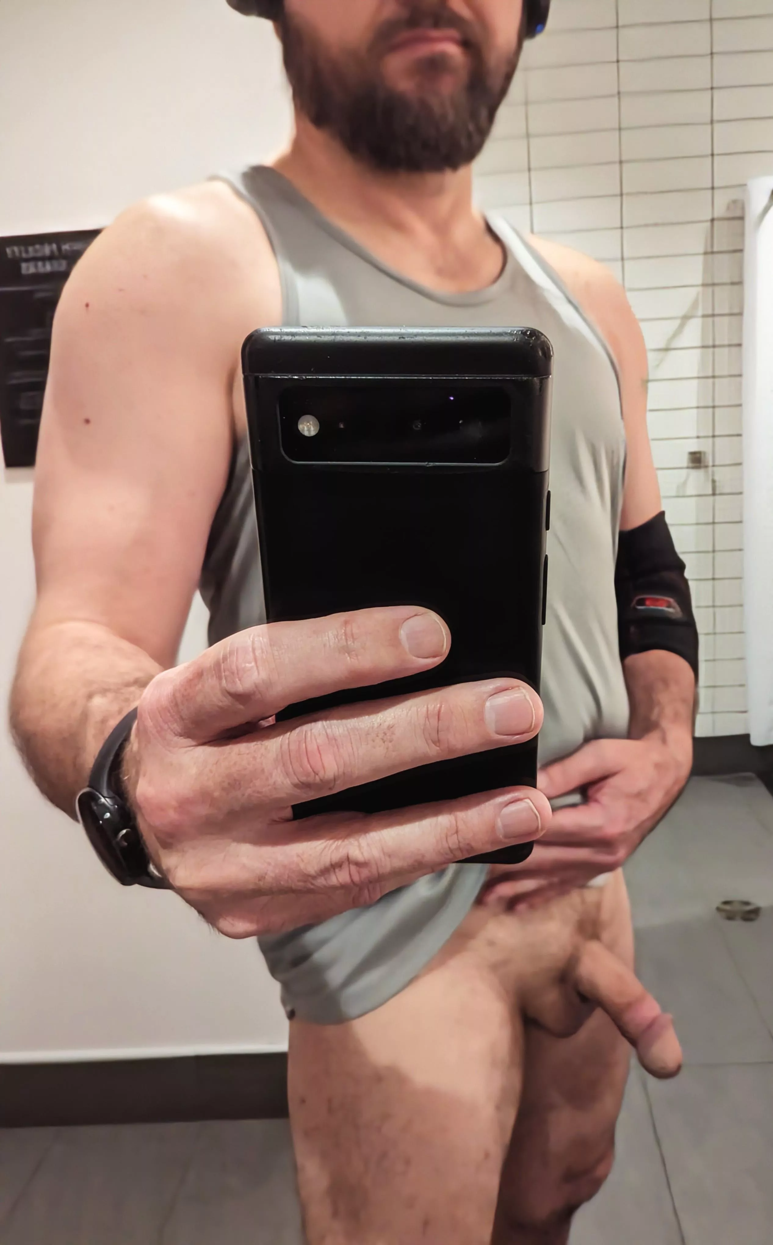 [45] Made it into the gym today and decided to have a little fun