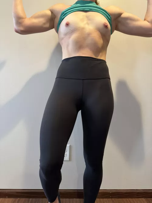 A quick flash and flex after the gym!