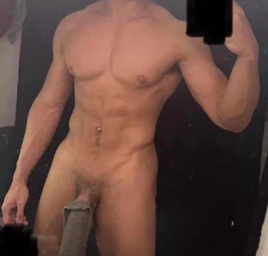 Any bottoms wanna see it uncovered?23