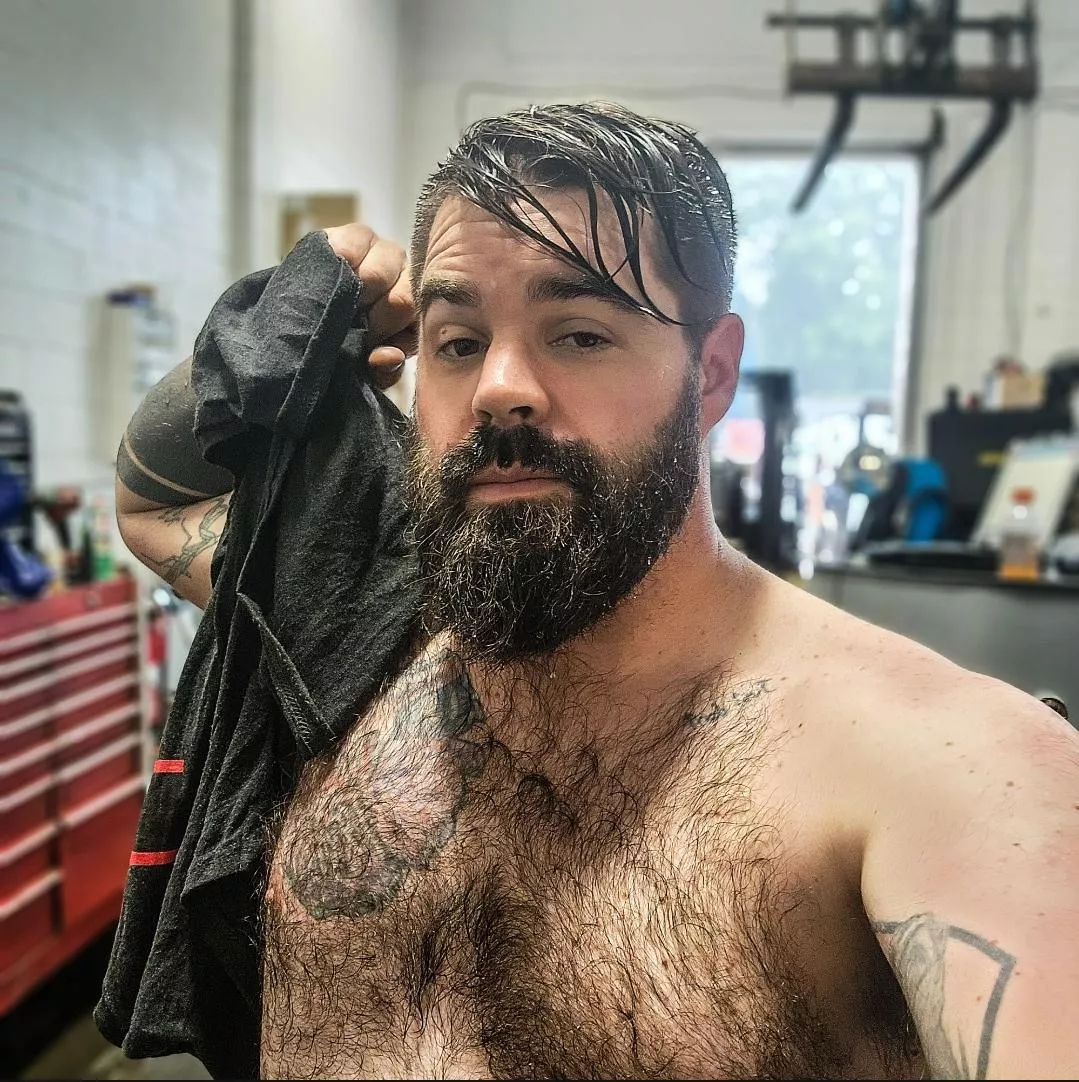 Anybody else into the sweaty, blue-collar lifestyle?