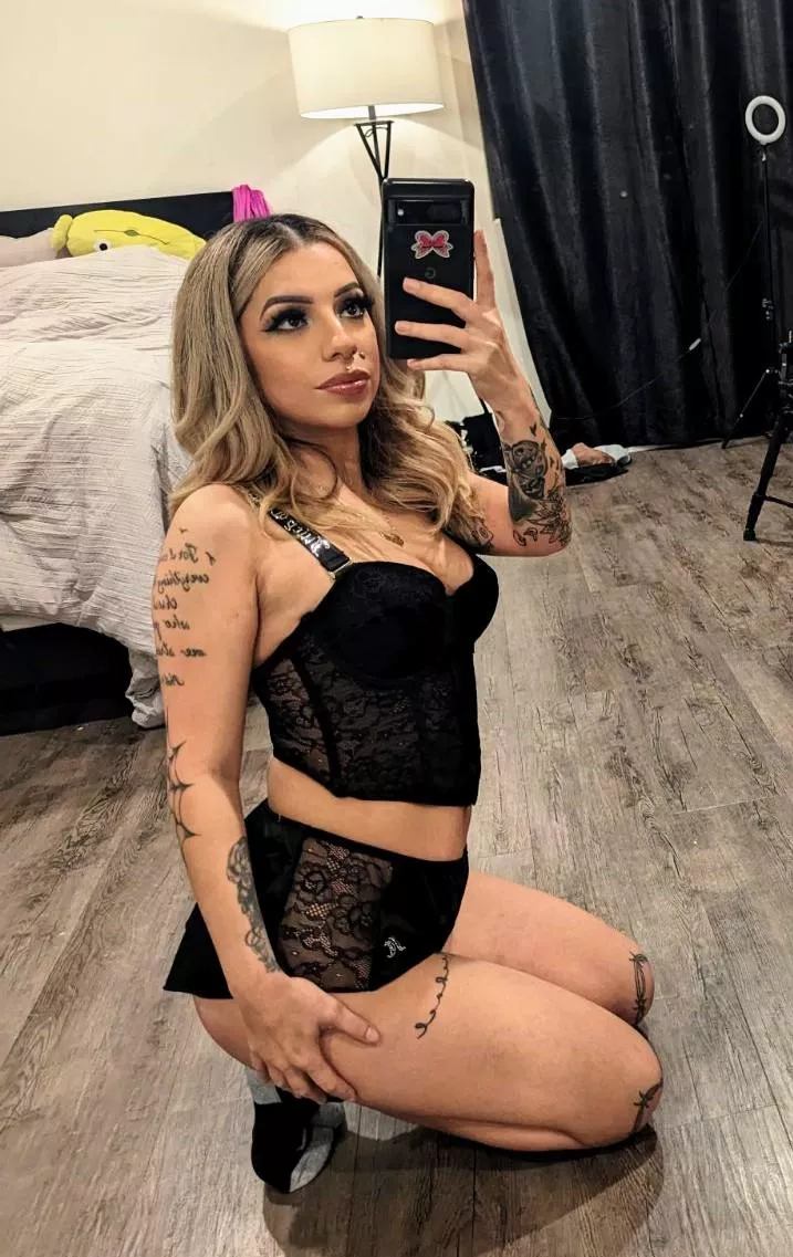 are you into 4'11 blondes?