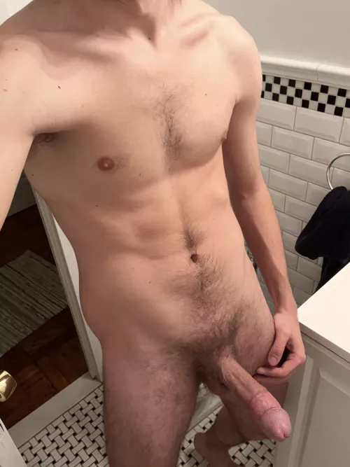 As a bi dude, I would love for anyone on this sub to come get me fully hard