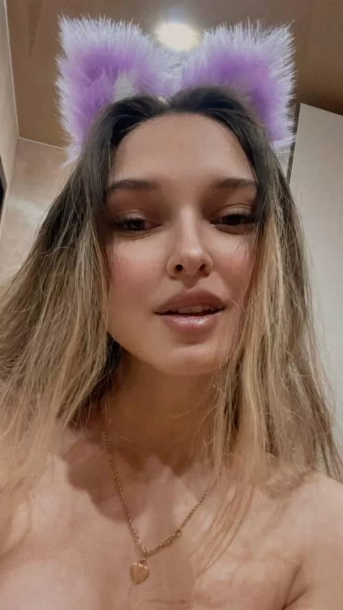 Can I be your pretty little kitty?