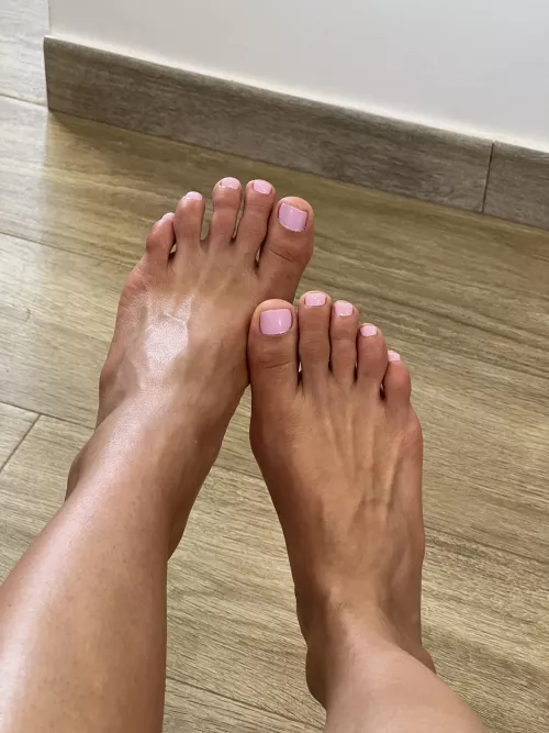 cute little toes