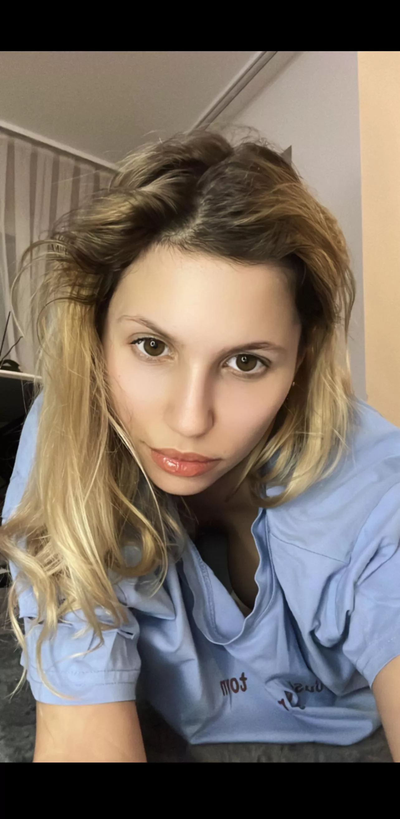 Describe my downblouse in one word