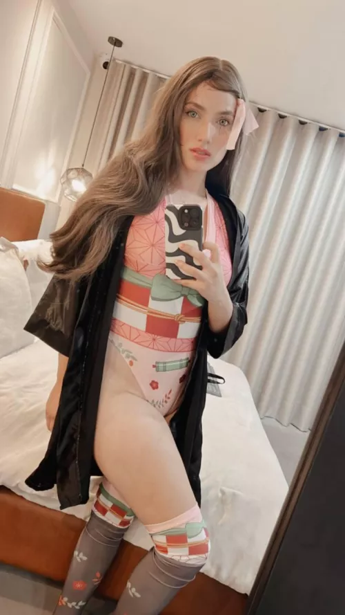 Do my curves make me irresistible?