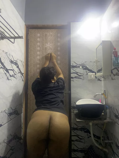 Do u want to spank my ass ?