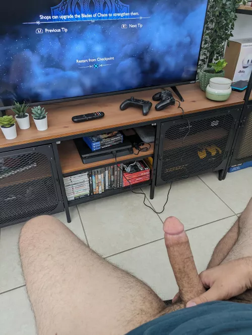 Don't get horny while playing games. You won't get any progress 😮‍💨