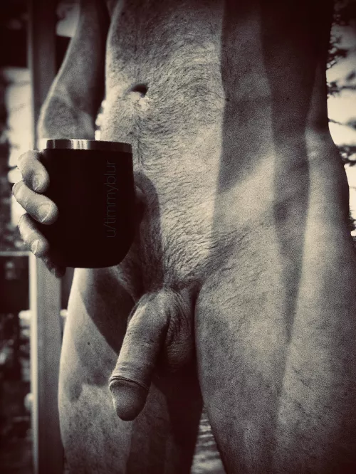 Good morning coffee freaks. These dreary mornings are becoming rather monotonous. Hopefully the weekend will bring some excitement!