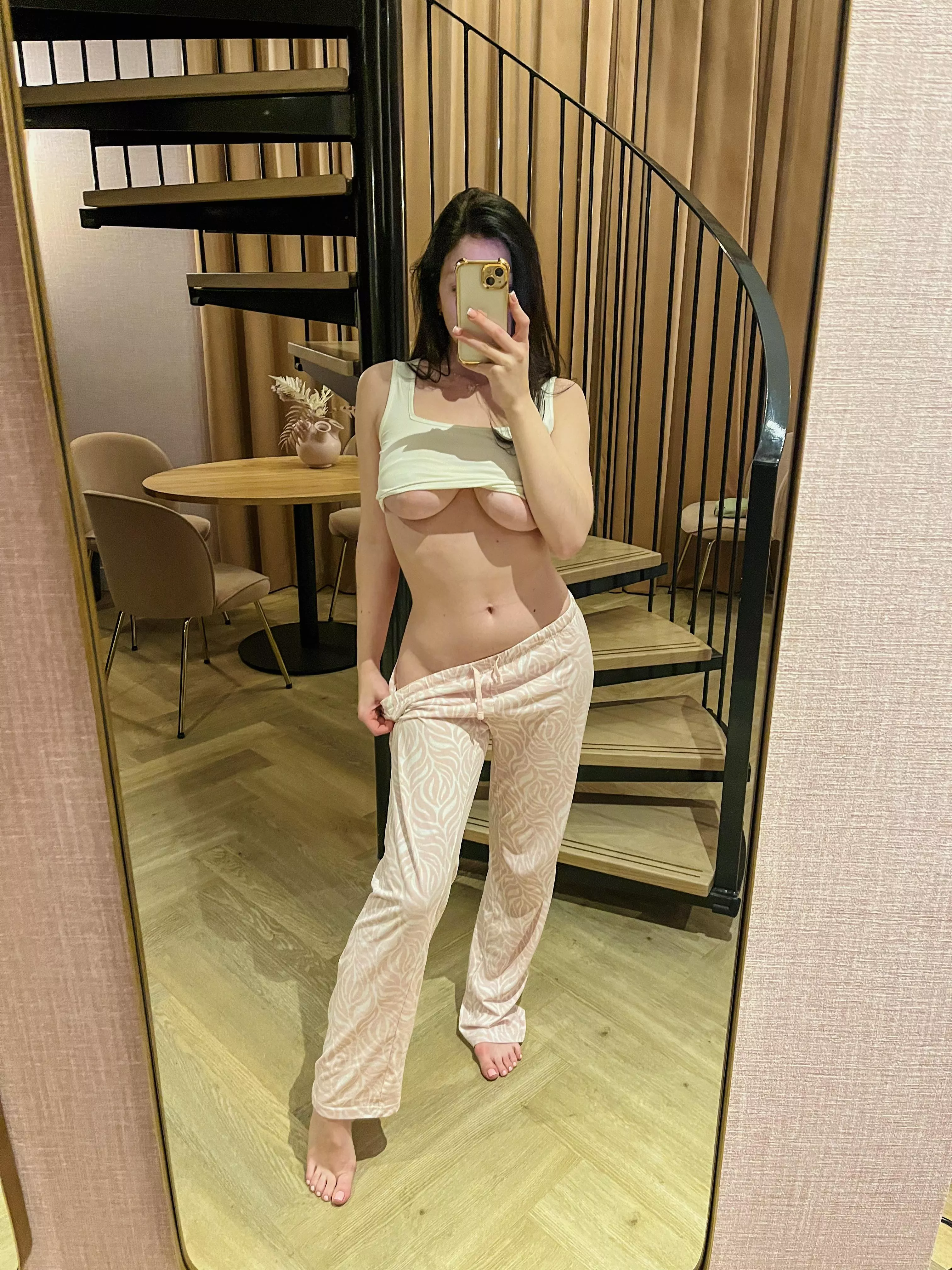 Gooodmorning 😌 [F]