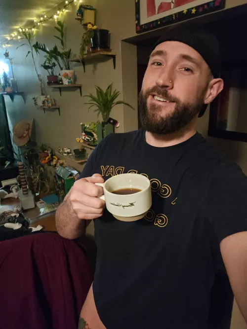 Happy Friday you beautiful bad @ss. So proud of you for making it here! Sending you all the good vibes for a great day!