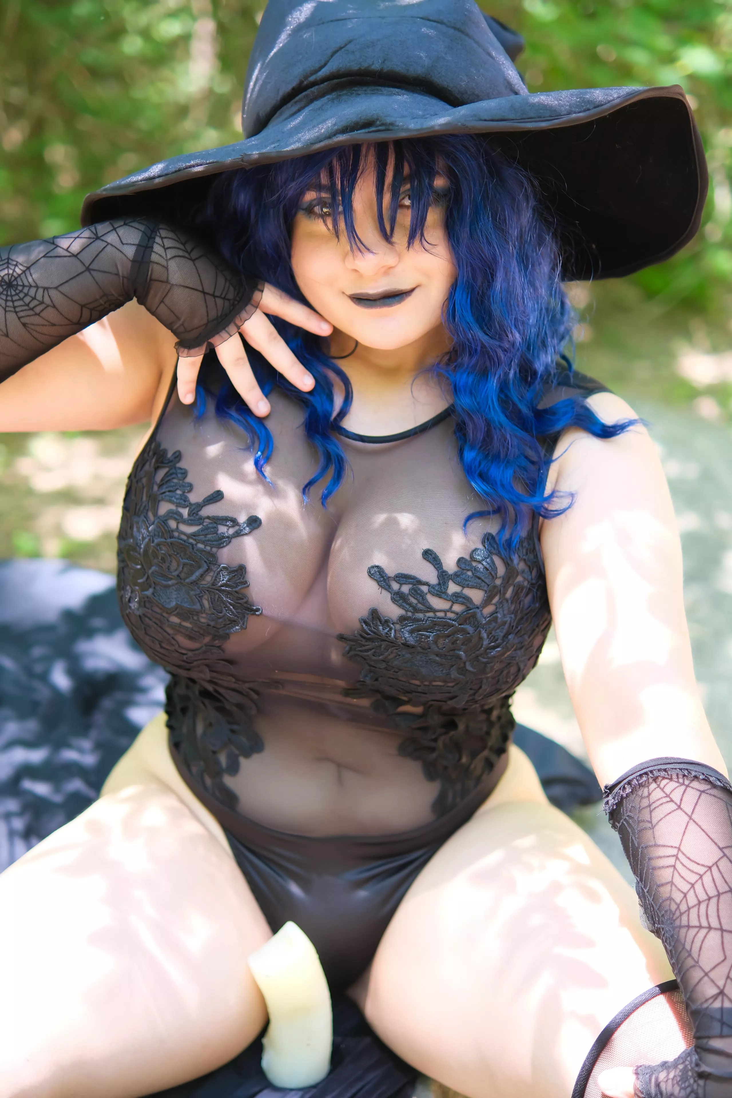 Have you played dead estate? Do I remind of you of someone