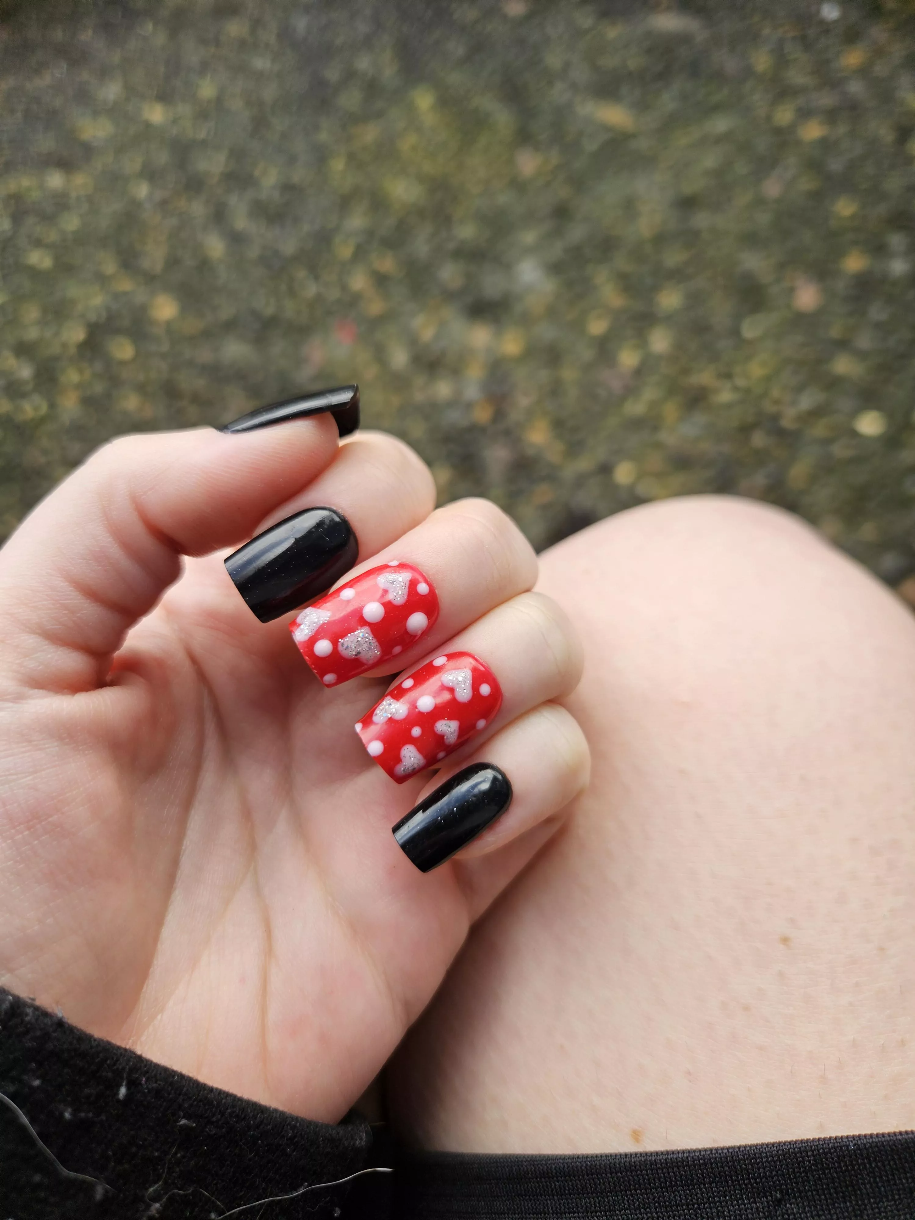 I did my nails for valentines day and my bday tomorrow [OC]