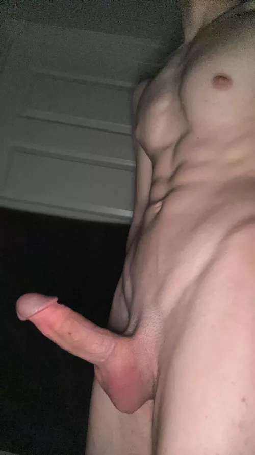 I just like attention tbh lol