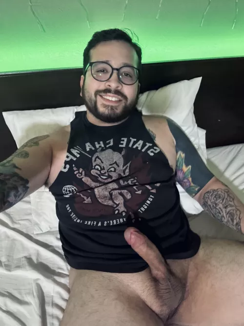 I love sharing pics with yall. Definitely makes me feel good about myself