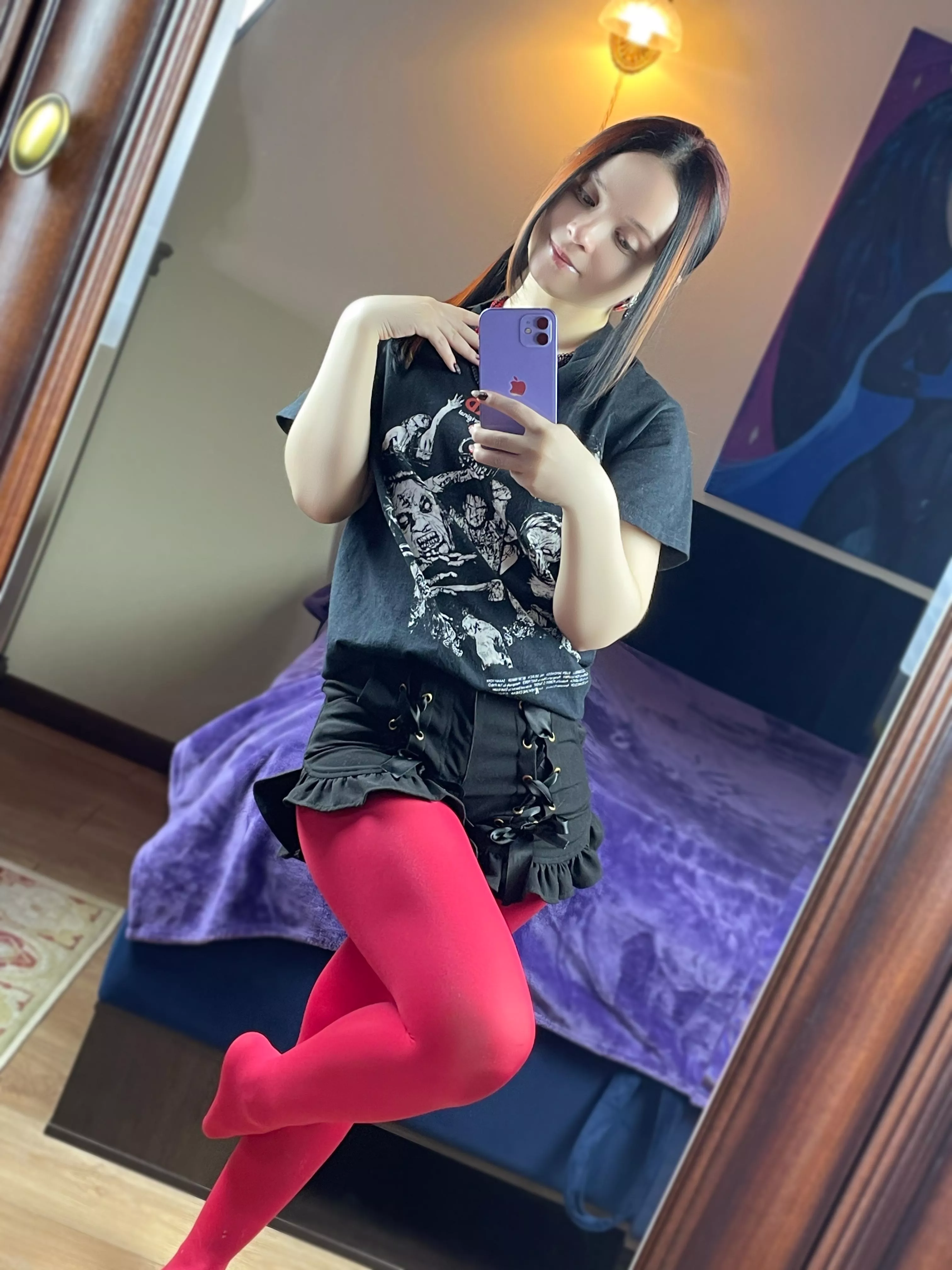 I love these elegant tights