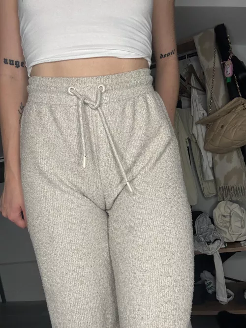 I love Walking without panties all day