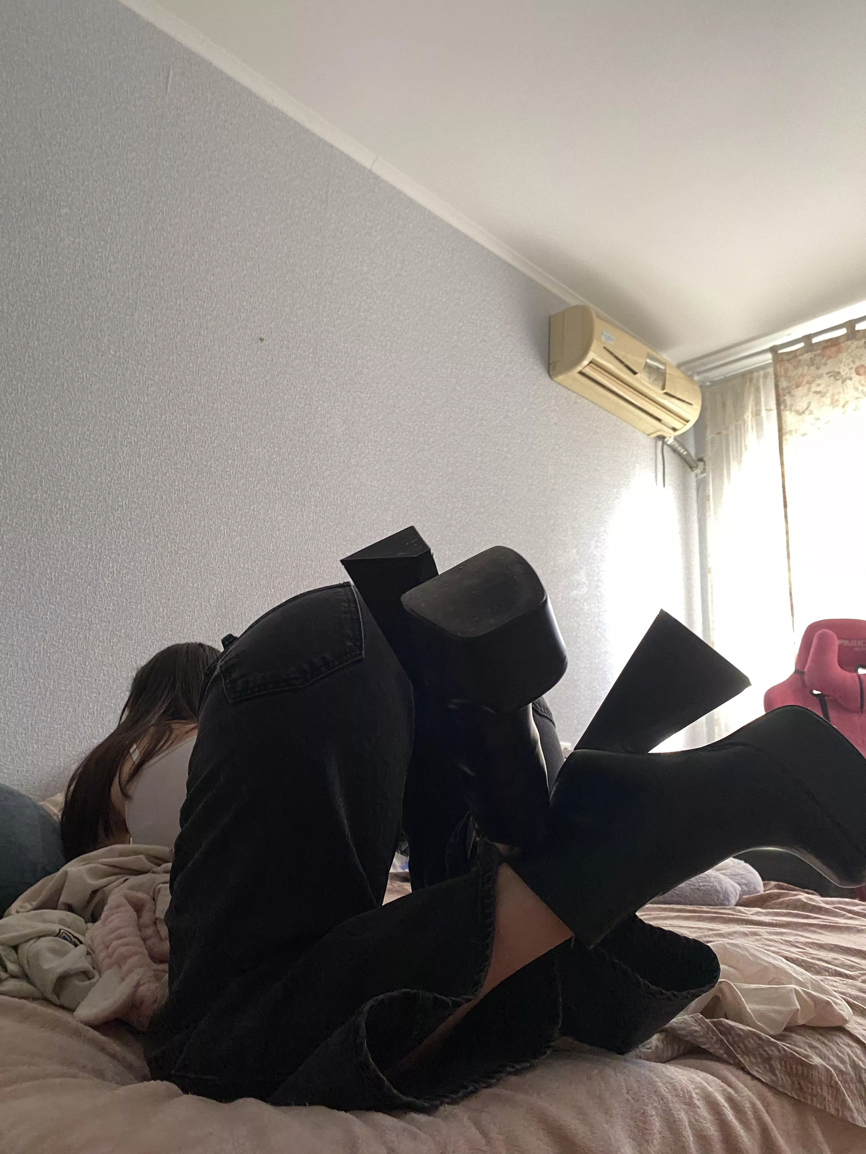 I went shopping today and fell on the bed without even taking off my shoes