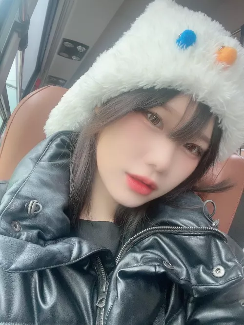 If I were your classmate, would I get your attention?