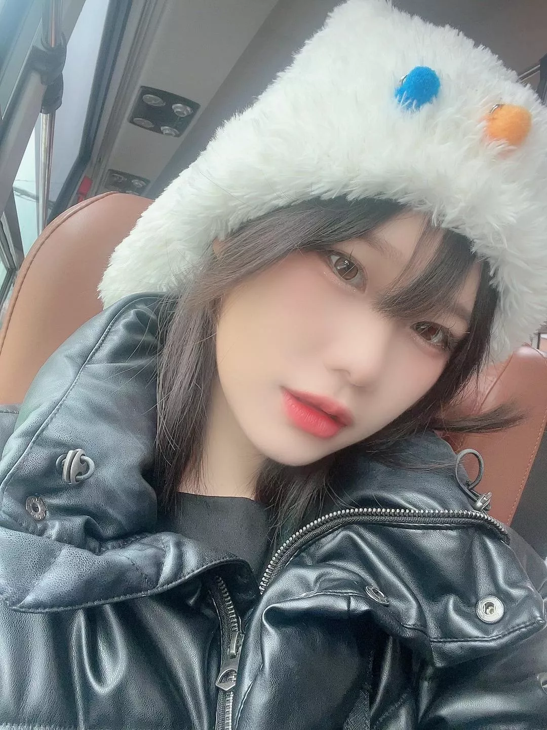 If I were your classmate, would I get your attention?