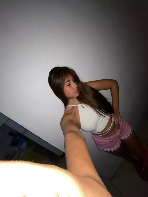 if we hang out are u top or bottom 🫣